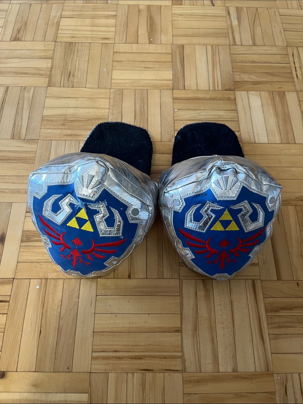 Legend of Zelda Blue and Silver Hero Shield Slippers - Men